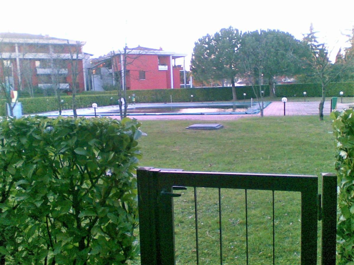 Casa Gisela Appartement Desenzano del Garda Buitenkant foto