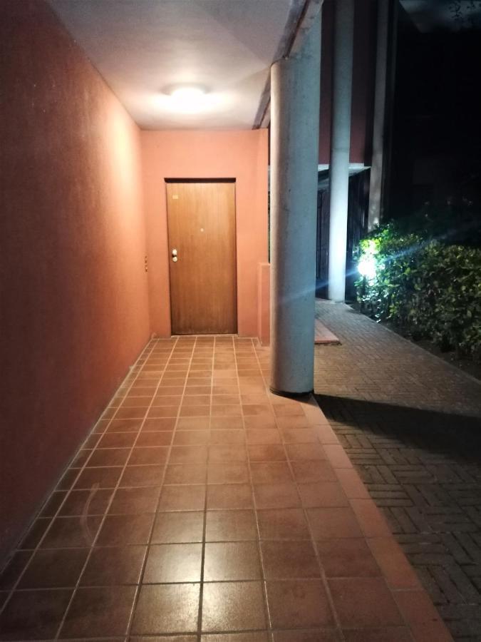 Casa Gisela Appartement Desenzano del Garda Buitenkant foto