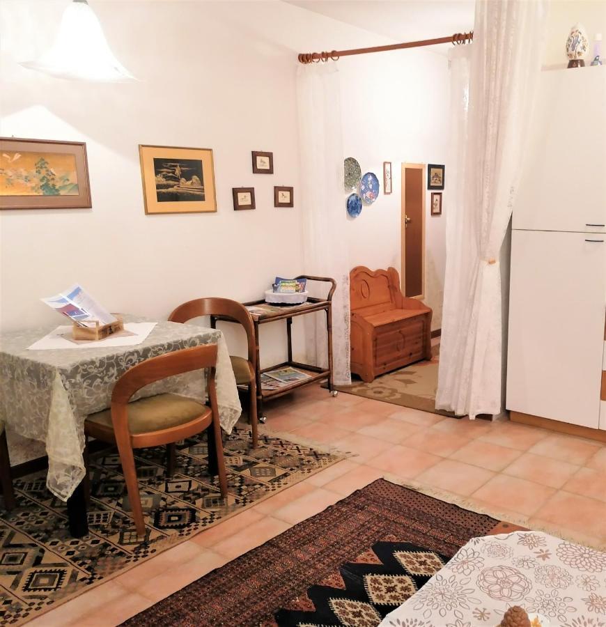 Casa Gisela Appartement Desenzano del Garda Buitenkant foto