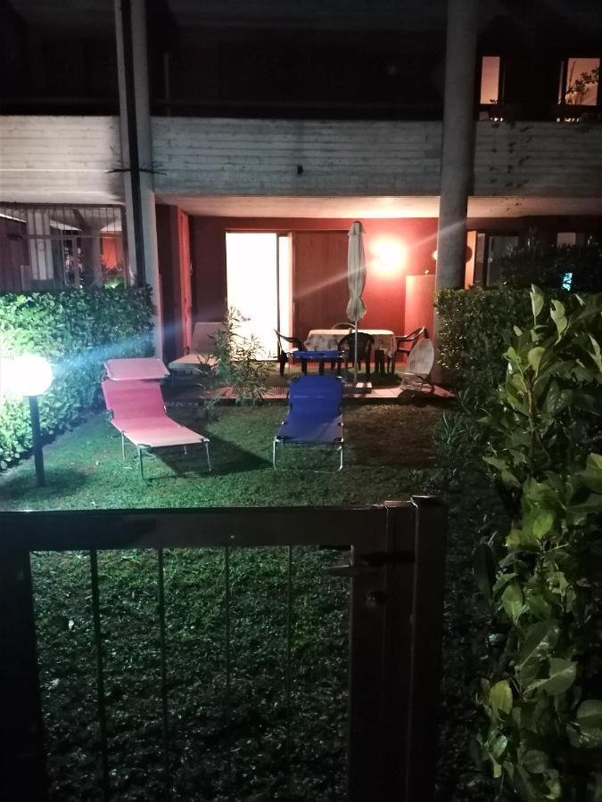 Casa Gisela Appartement Desenzano del Garda Buitenkant foto